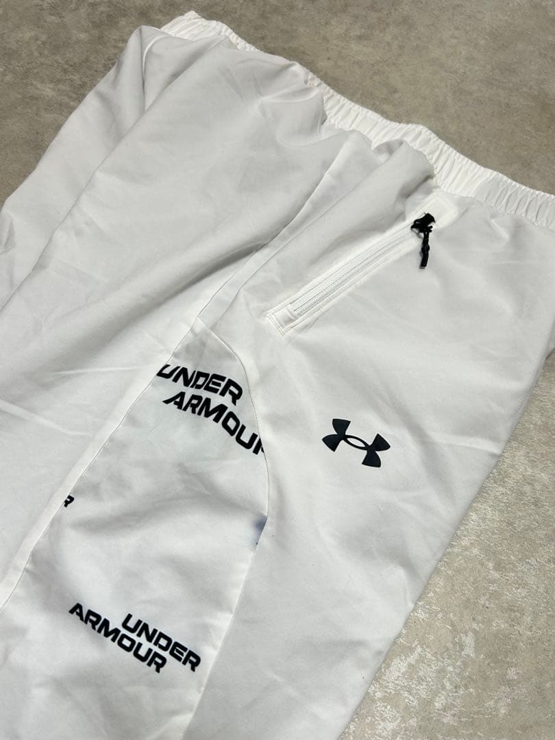 UNDER ARMOUR　トレーニングパンツ 裏起 毛UAウーブンパンツ 2XL