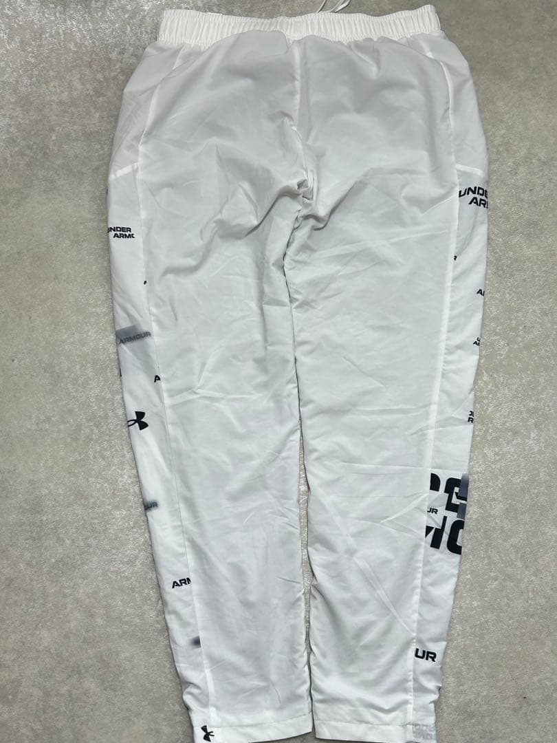 UNDER ARMOUR　トレーニングパンツ 裏起 毛UAウーブンパンツ 2XL