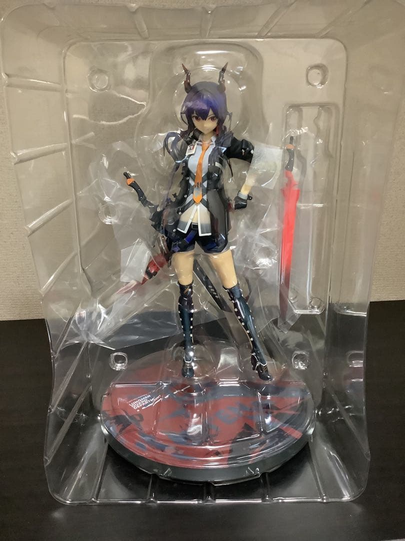 アークナイツ CH'EN チェン　フュギュア