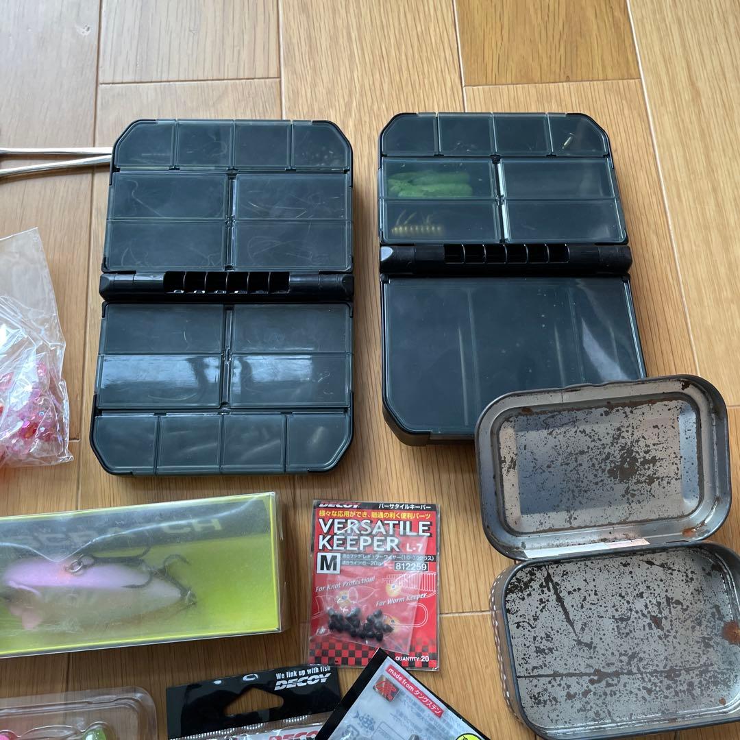 まとめ売りバスルアー フロッグ ワーム フックシンカー類　ケース付き