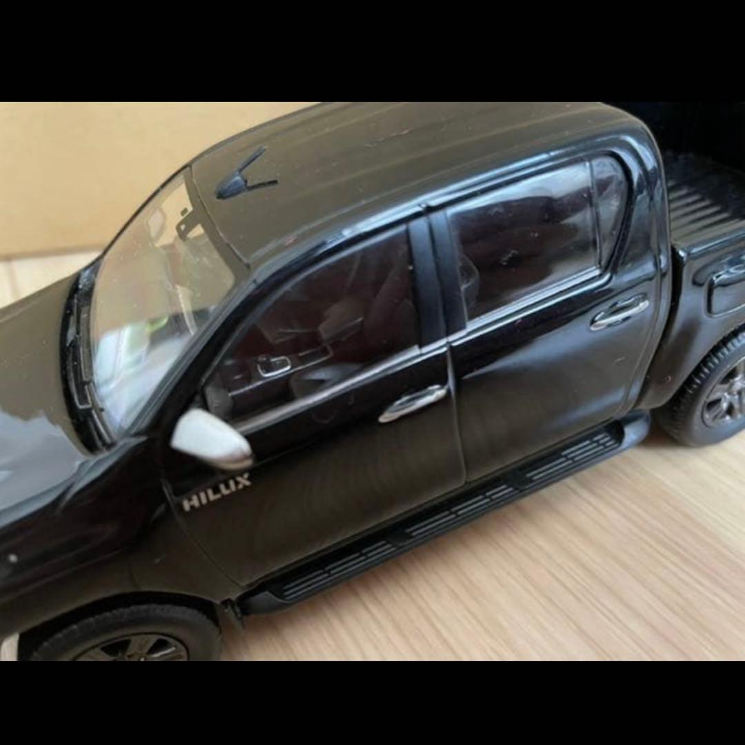 トヨタ ミニカー HILUX ②