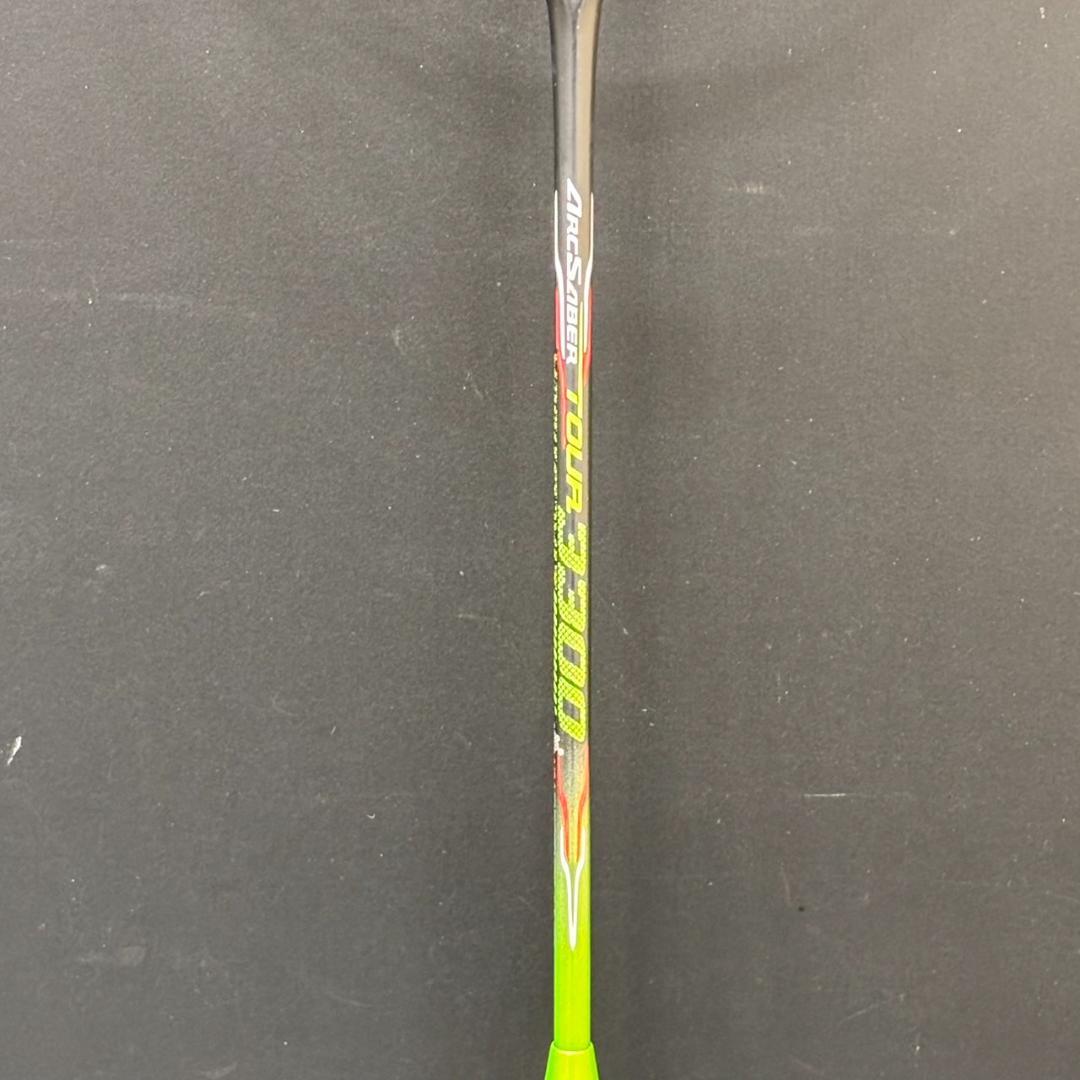 YONEX　バトミントンラケット　アークセイバー　ツアー　3300　ガット無し