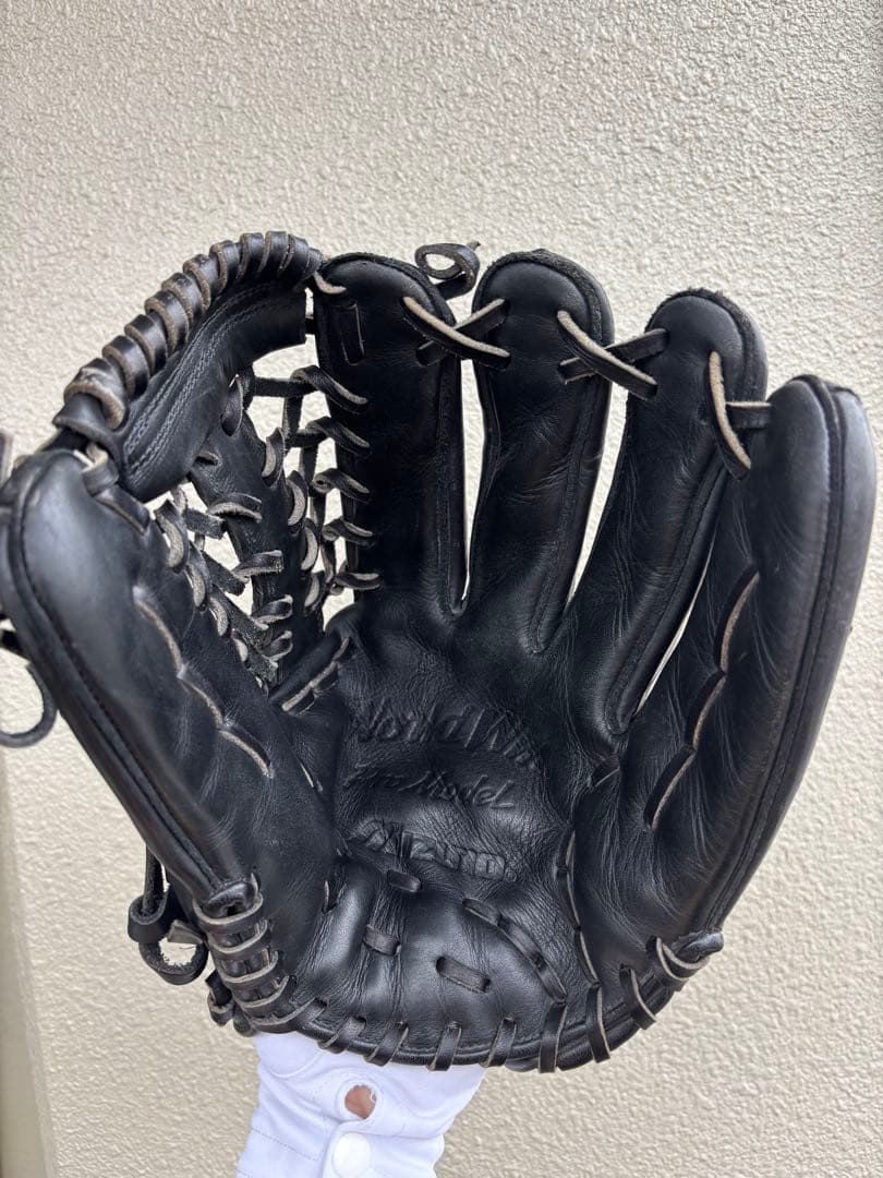 ミズノWorld Win Ichiro Professional 軟式グローブ黒