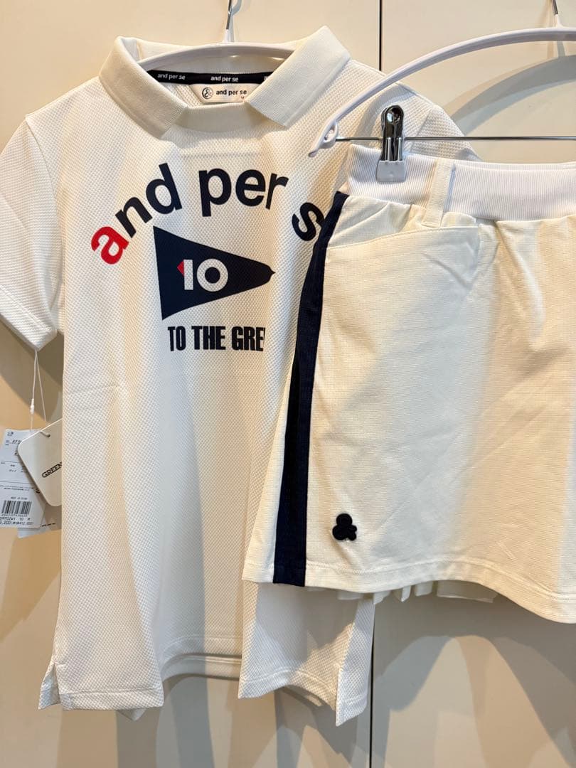 新品　and per se 上下セット　ホワイト M