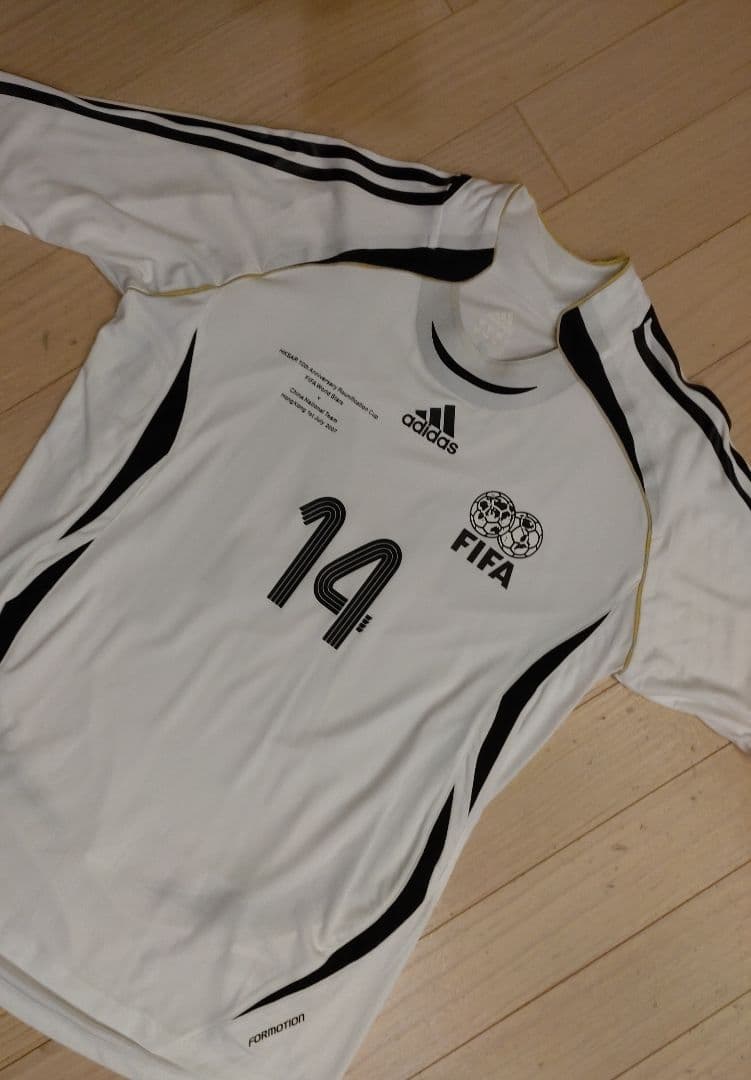 2007年 サッカー世界選抜 中田英寿 14番