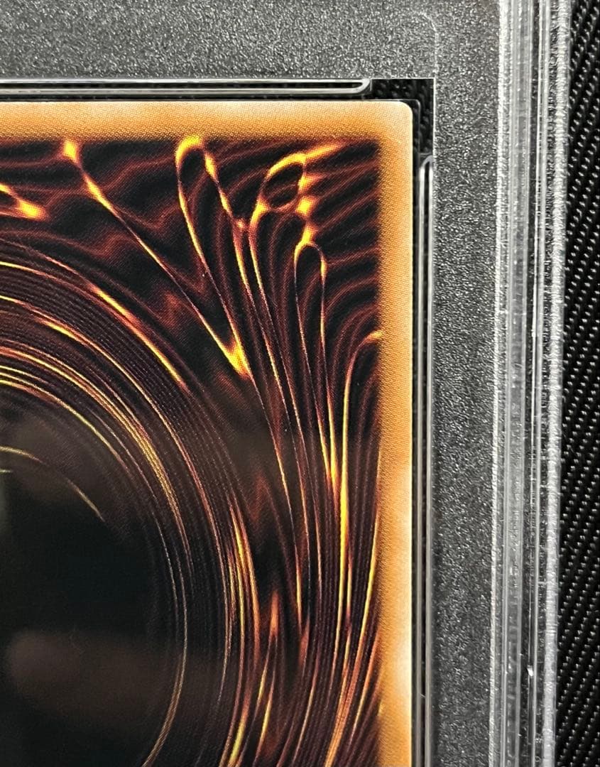 遊戯王　魔術師の弟子　ブラックマジシャンガール　　レリーフ　PSA10