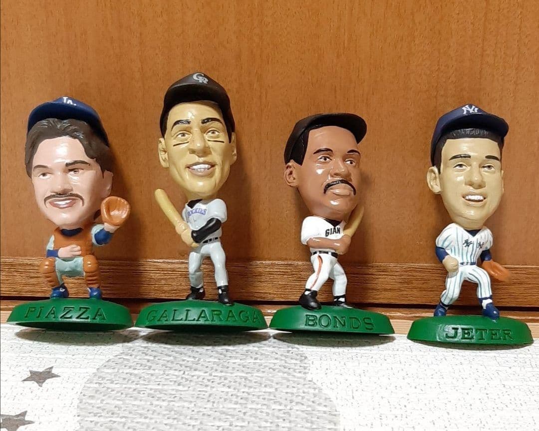 90年代MLBヘッドライナーフィギュア16体セット