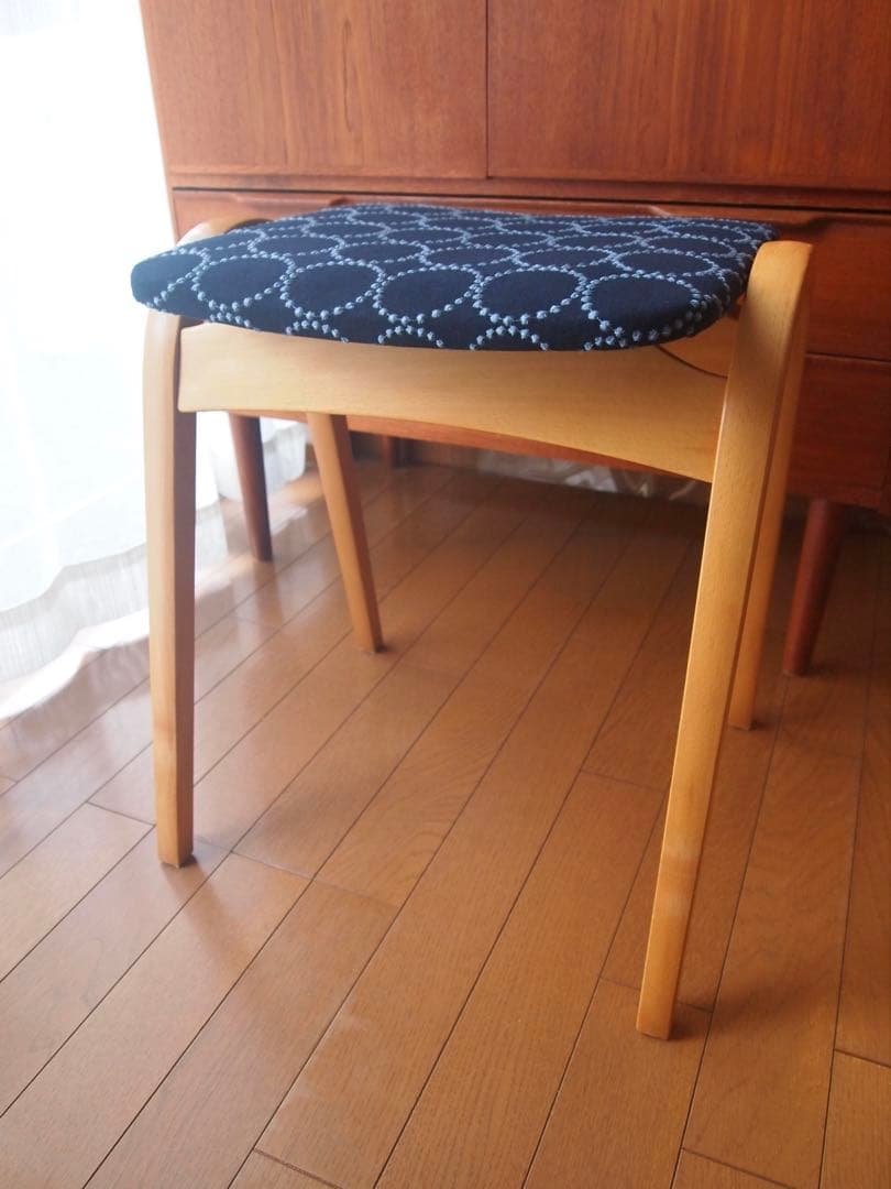 ミナペルホネン ハンドメイド 秋田木工 剣持スツール タンバリン 生地 チェア