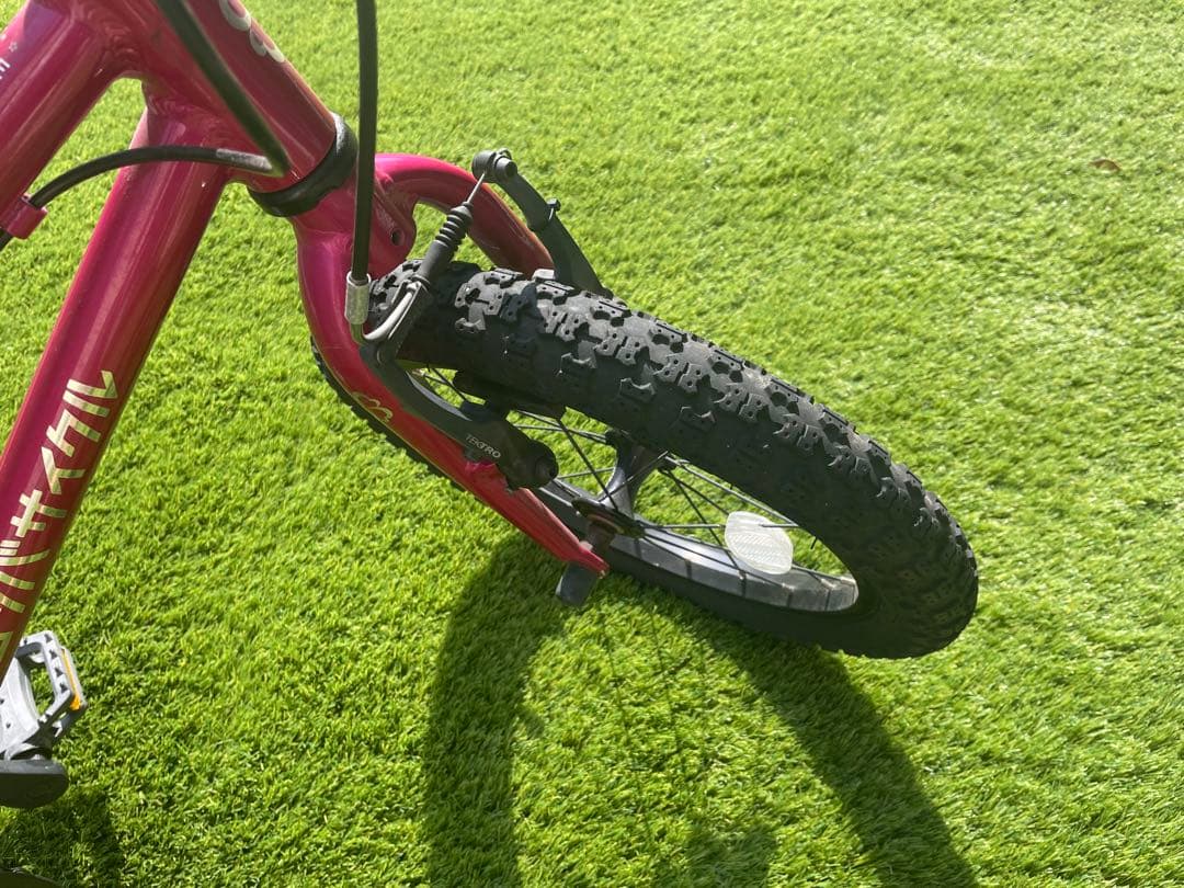【maco】ヨツバサイクル【クリスタルピンク】　キッズバイク 16インチ