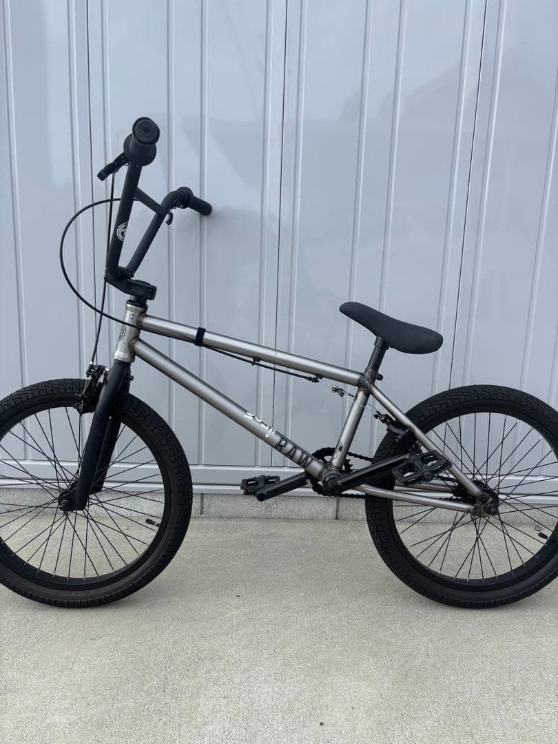 hikari※引き取り限定！BMX ダーカスワンRAW