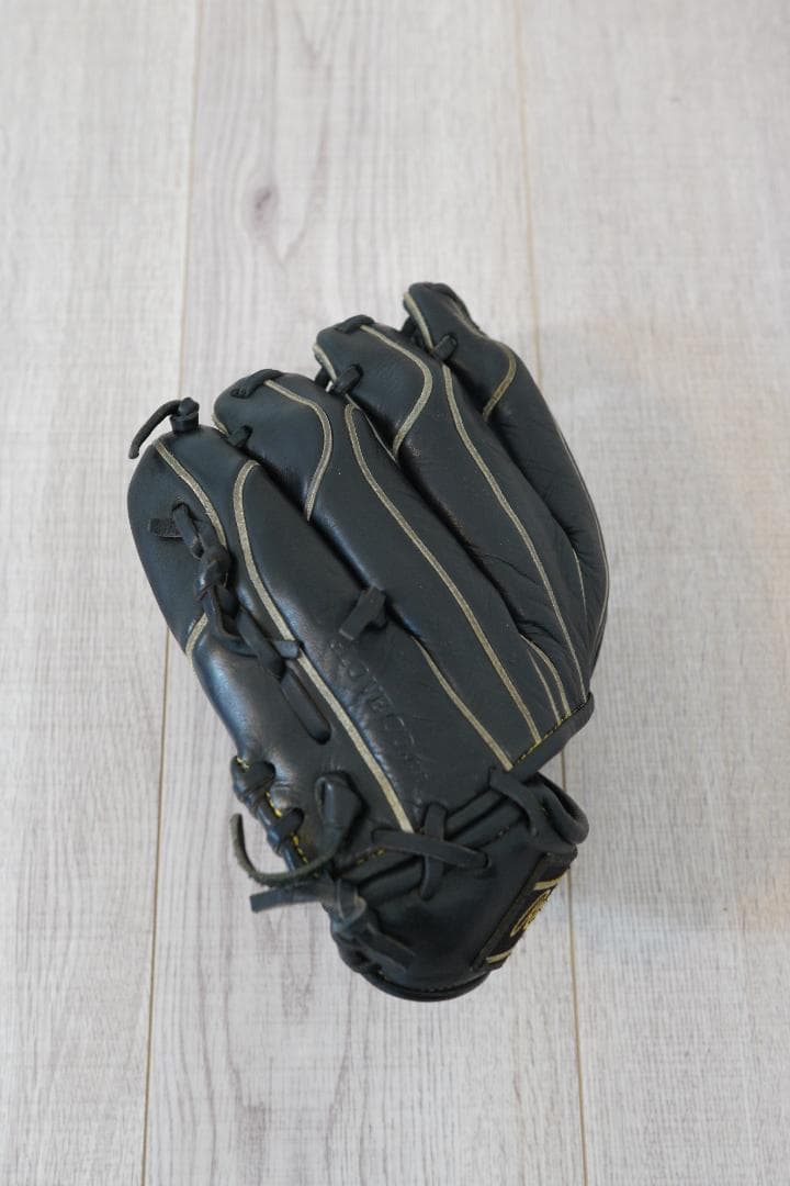 少年軟式グローブ Rawlings Wizzard02 Mサイズ 収納袋付き