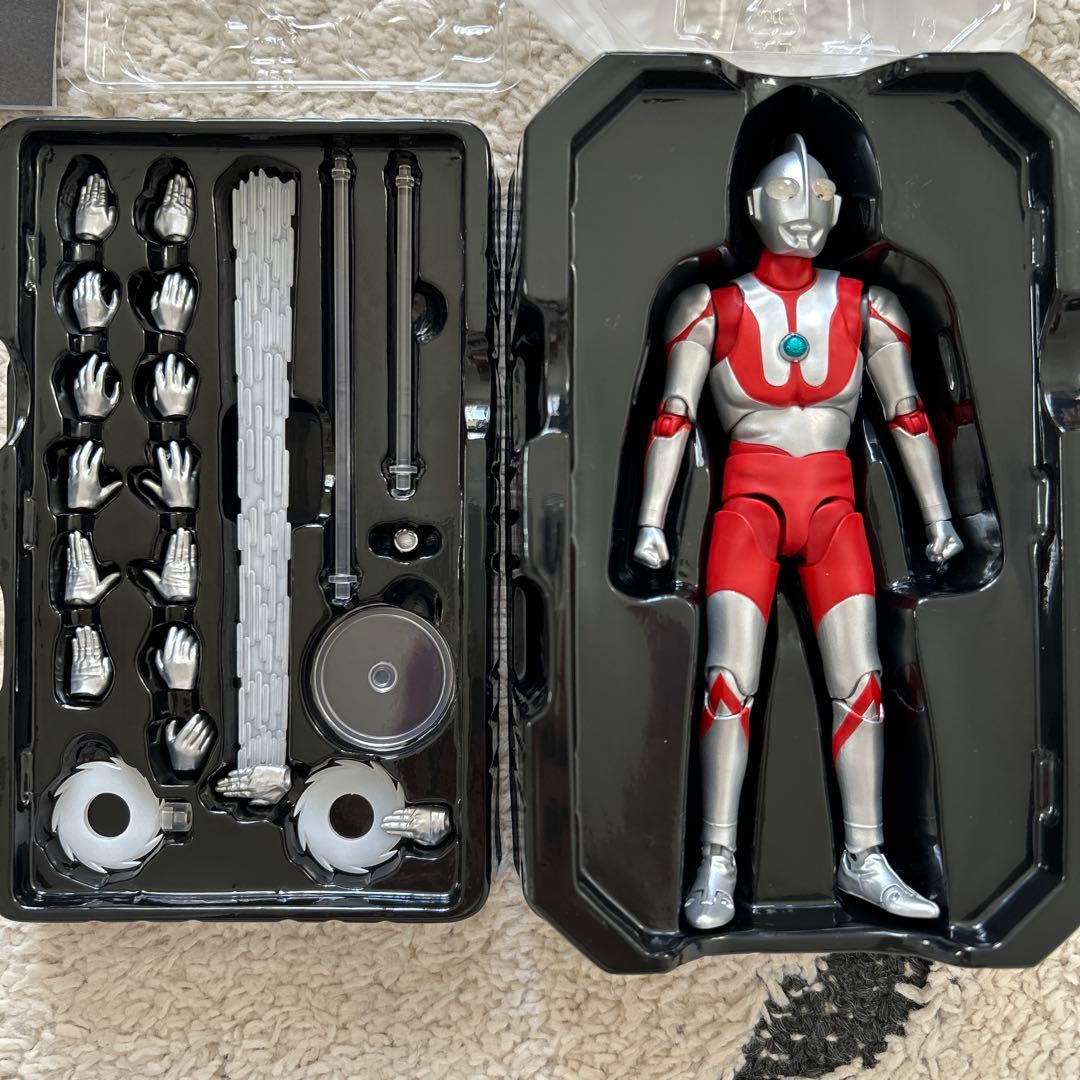 S.H.Figuarts 真骨彫製法 ウルトラマン