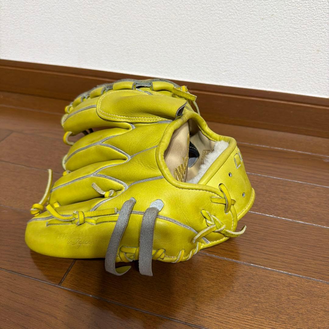 Mizuno Pro 硬式グローブ 黄色