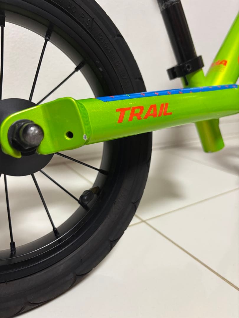 CANNONDALEキャノンデール TRAIL BALANCE 12キッズバイク