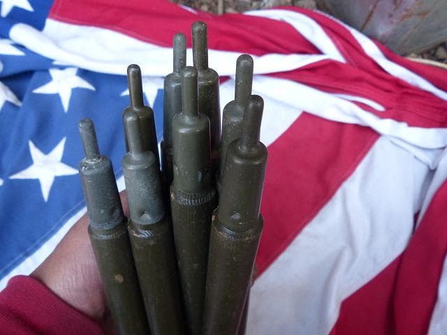1945” 米軍実物 WWII　テントポール　8本セット 軍幕 241