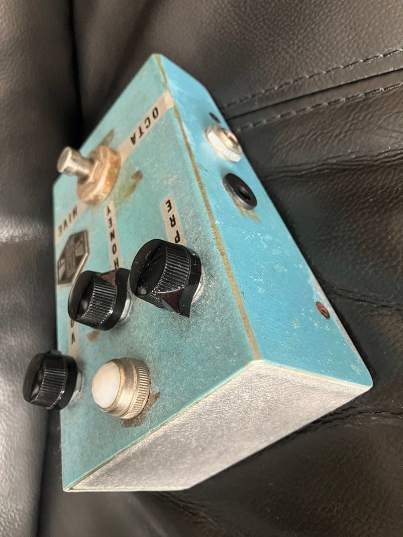 Beetronics ( ビートロニクス ) OCTAHIVE Fuzz