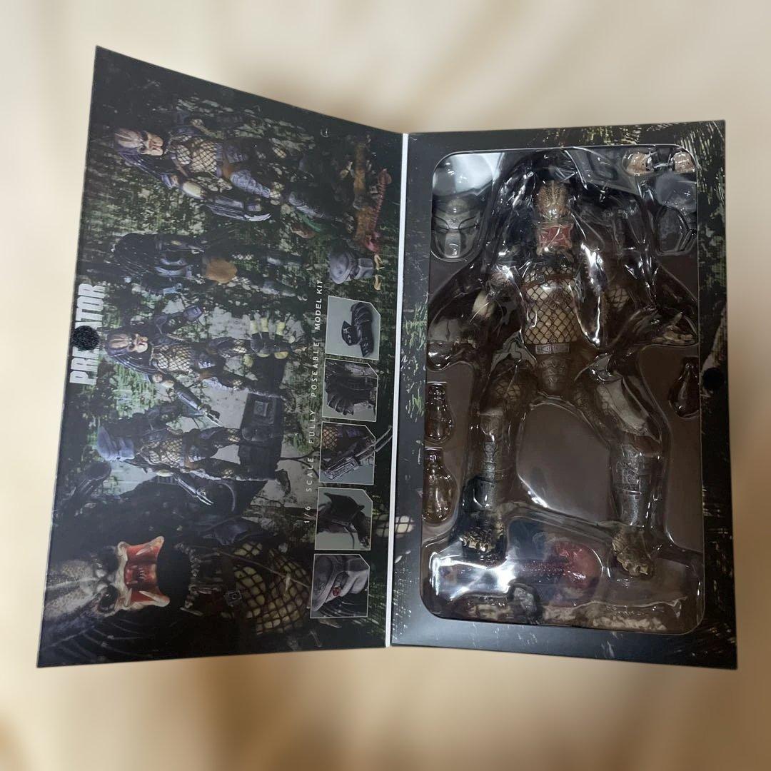 【新品同様未開封】ホットトイズ ジャングルプレデターMMS90