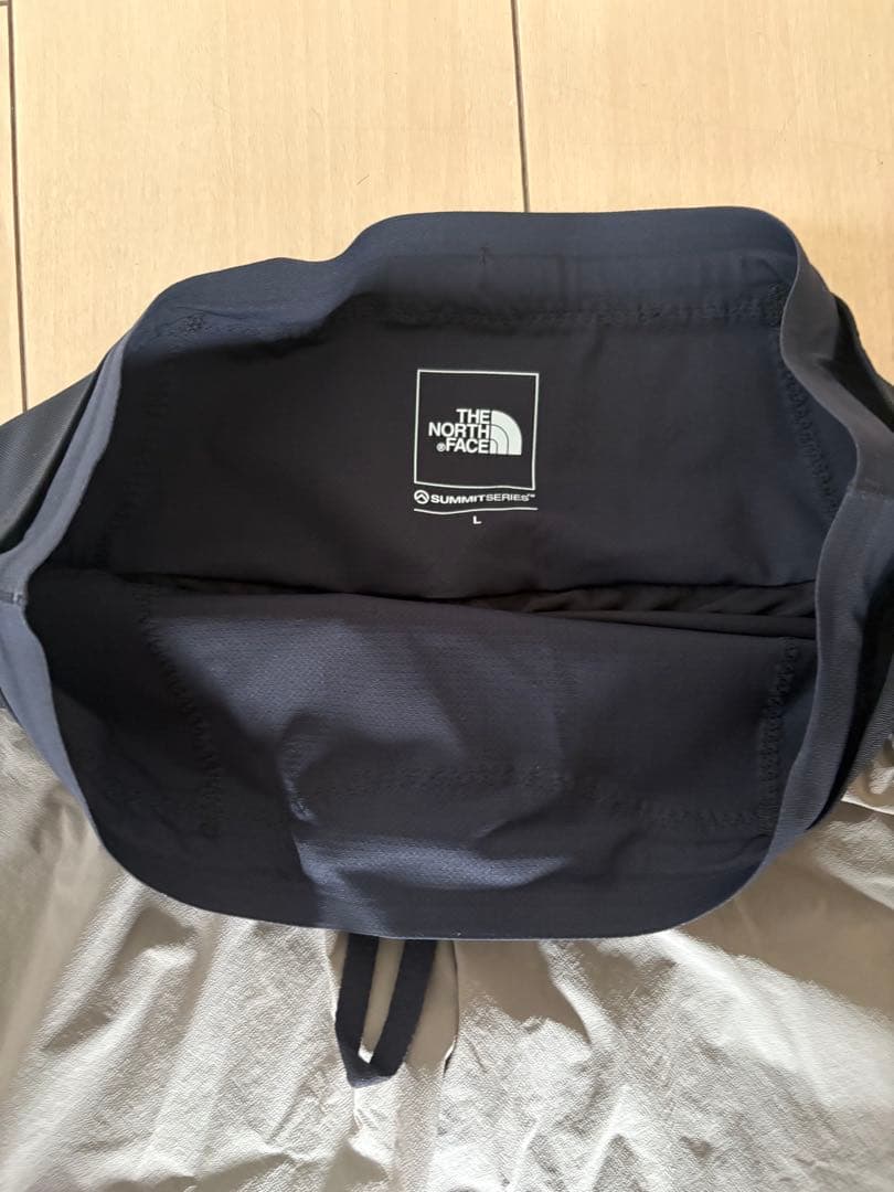 THE NORTH FACE エンデュリストレイルベリーショーツ