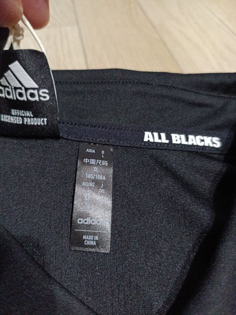 新品タグ付き　アディダス　オールブラックス　adidas　　ポロシャツ