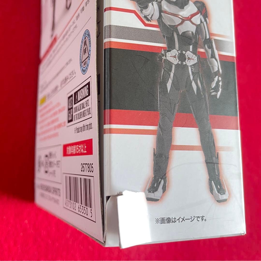 S.H.Figuarts 仮面ライダーアークワン　イズ