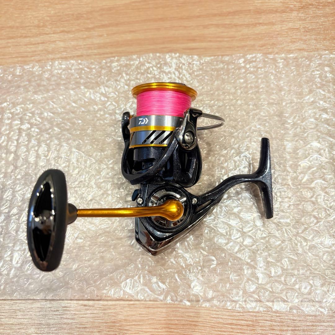 ダイワ 20 レブロス LT4000-CH (スピニングリール)