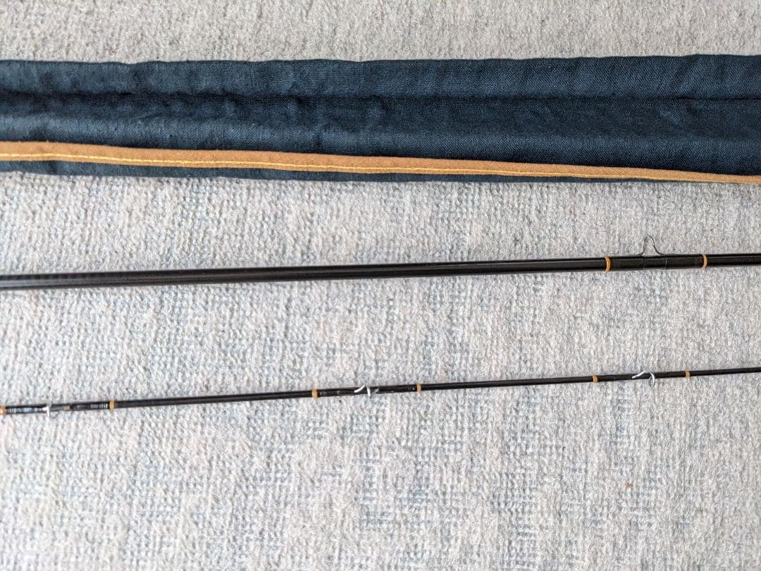 CORTLAND フライロッド 3 1/8 oz. ライン7または8