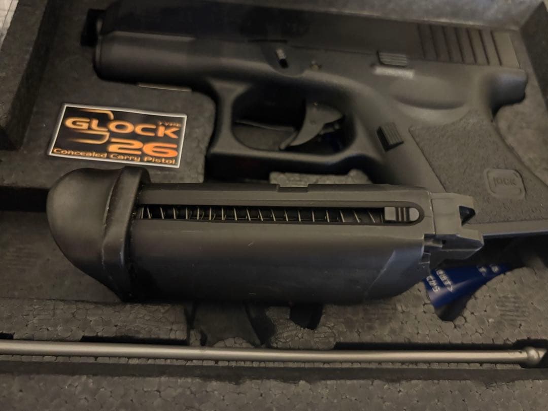 東京マルイ　GLOCK 26 ガスブローバックエアガン