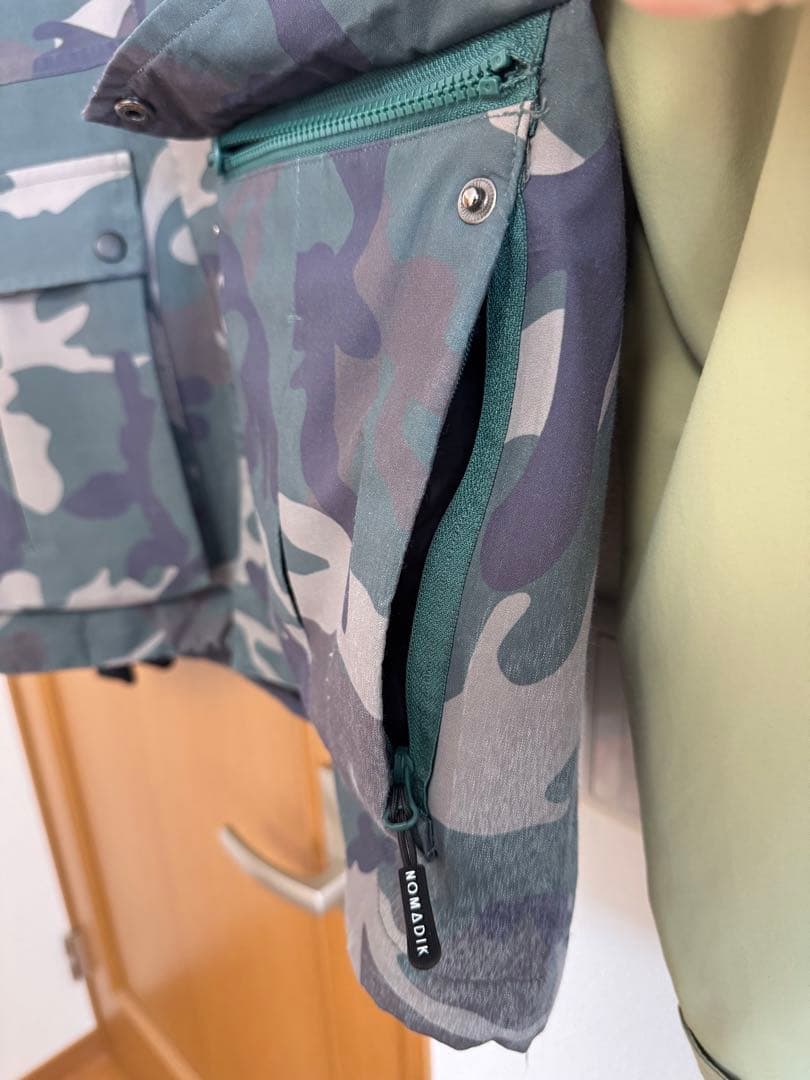 777 NOMADIK スノーボードウェアジャケット　L