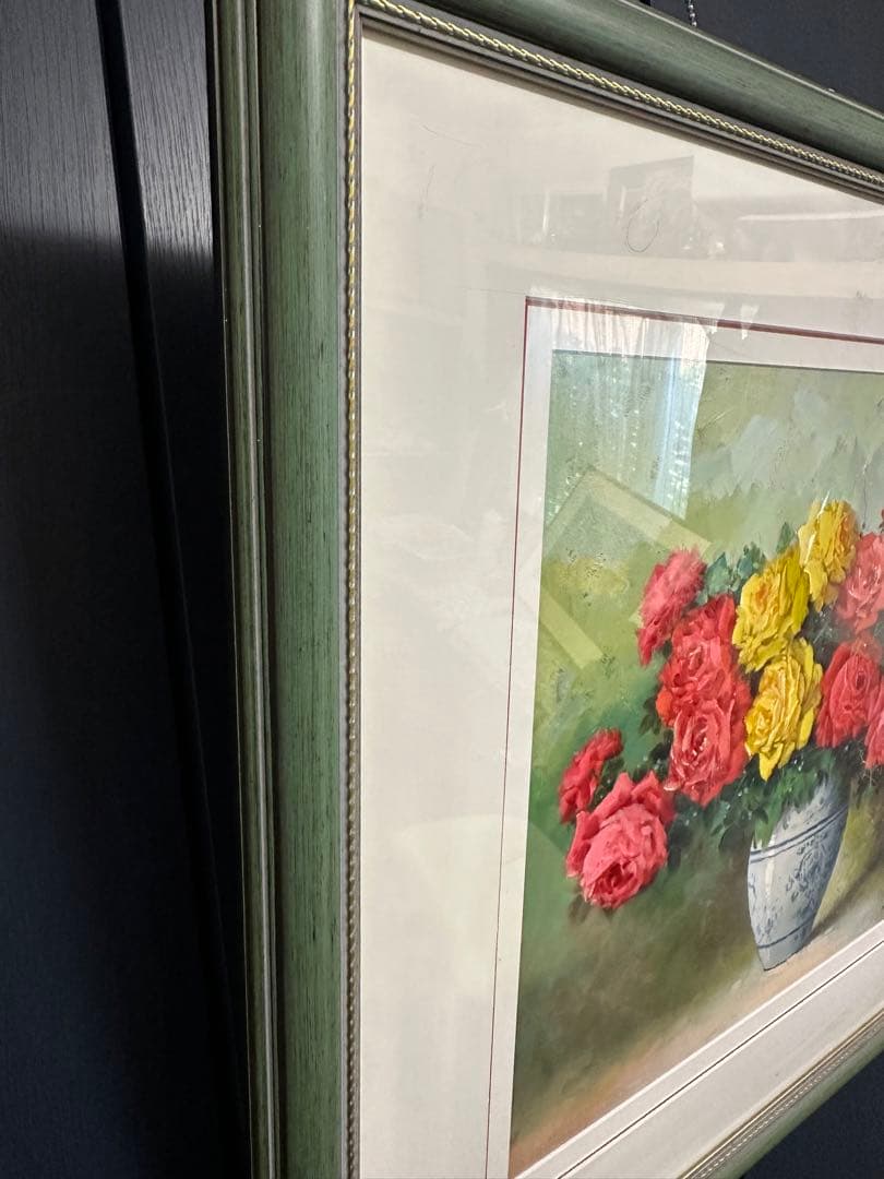 バラの花瓶 大型絵画 サイン入り　インテリア　美術品　静物画　デザイン額縁