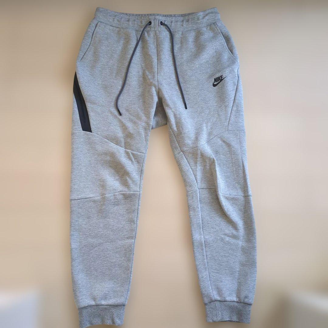 NIKE テックフリース セットアップ NIKE 過去モデル 廃番　上XL下L