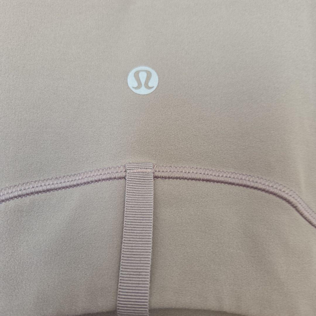 Lululemon Define Jaket 　Nulu サイズ6 　ベージュ