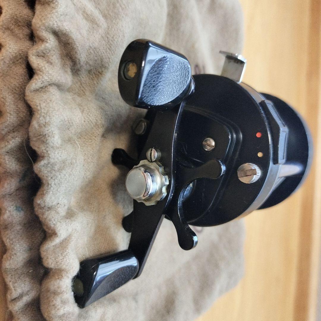 DAIWA Millionaire GS-2000 リール