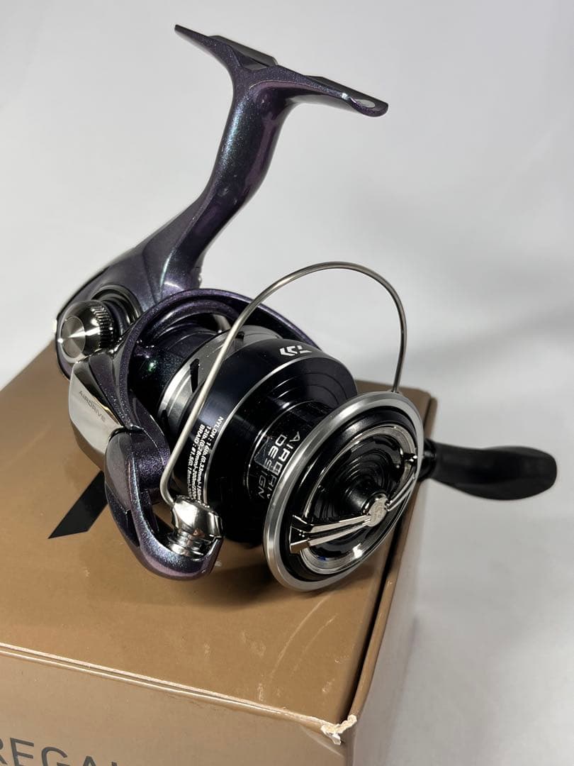 Daiwa Regal LT3000D-CXH スピニングリール