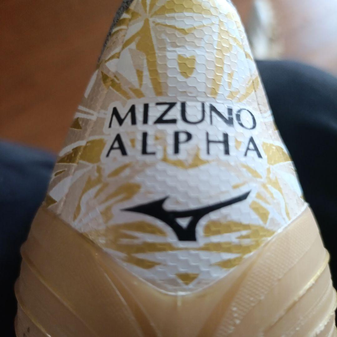 Mizuno　ALPHA サッカーシューズ ホワイト/ゴールド（26.0）