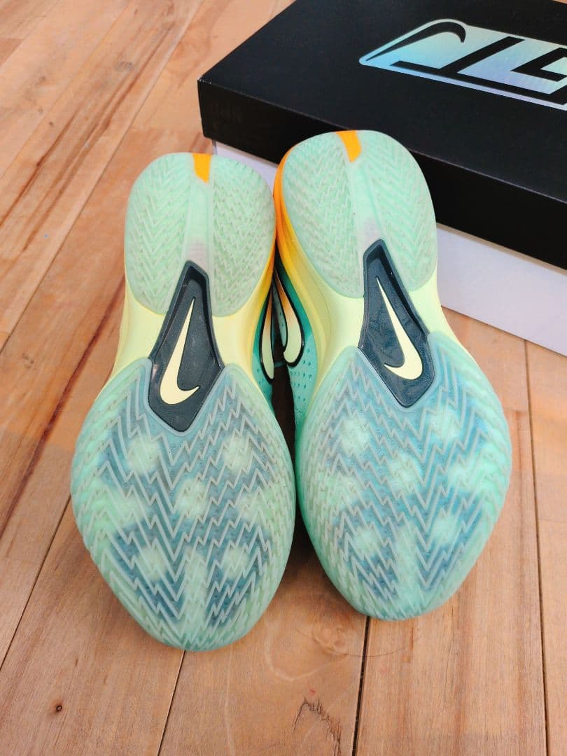 Nike バスケット G.Tカット 3 EP