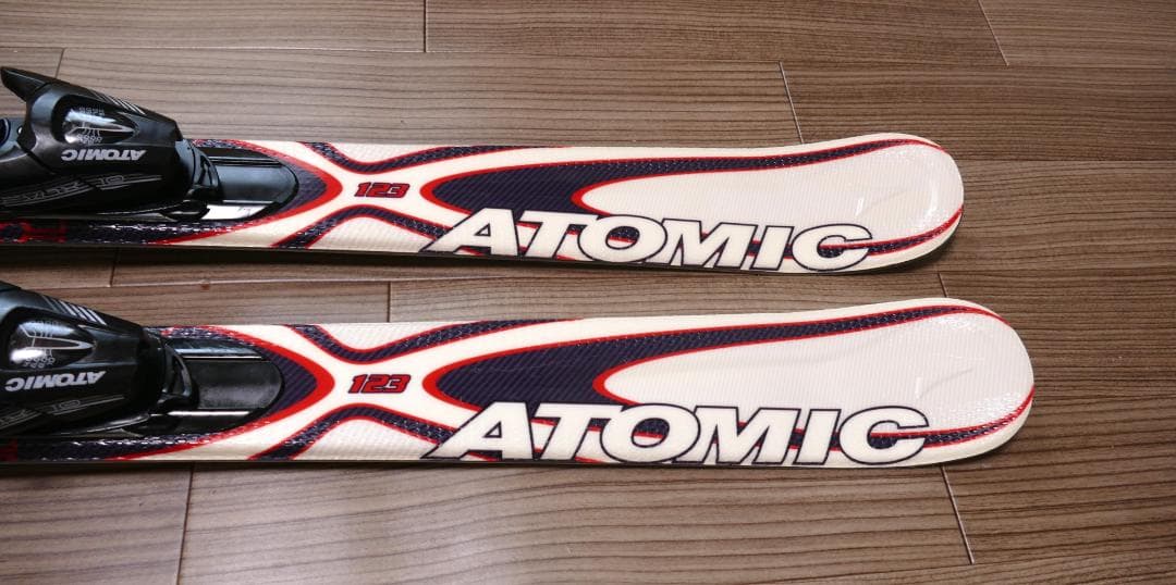 ★ATOMIC アトミック ★ショートスキー ★123㎝ ★スキー板＆ビンセット