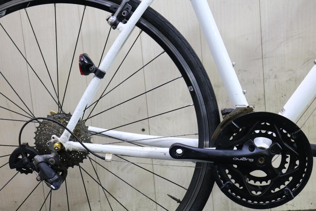 GIANT ESCAPE R3 700C アルミ 24速 500mm 白クロス