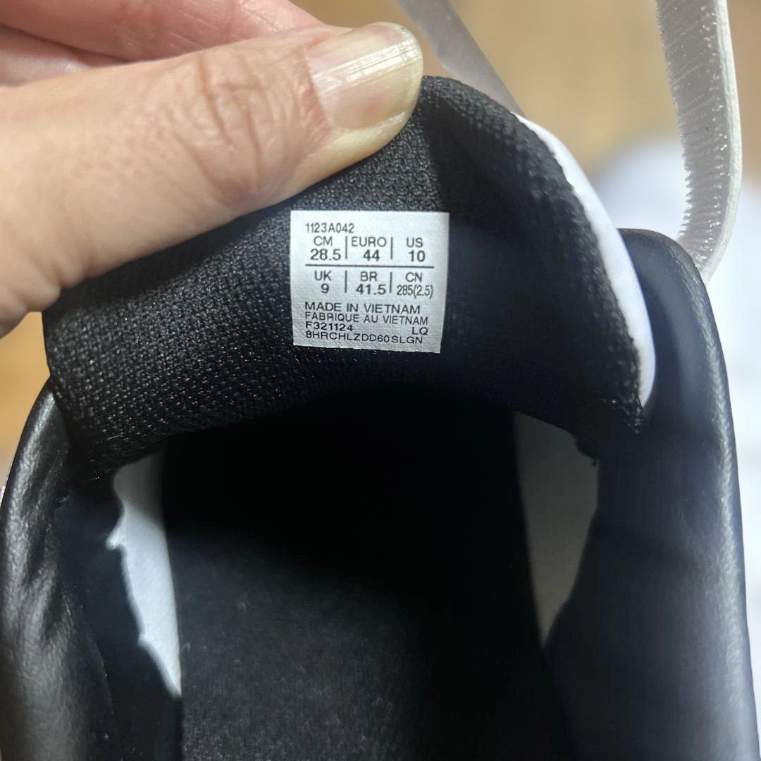 ⭐️新品未使用　アシックス　ASICS トレーニングシューズ 28.5 cm