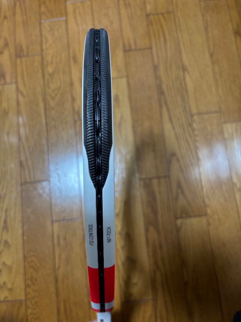 Babolat ピュアストライク98 テニスラケット