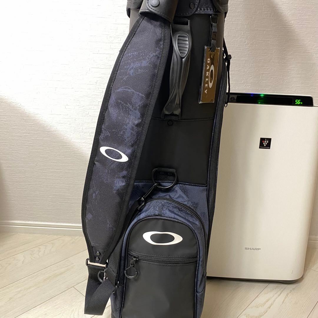 新品未使用 OAKLEY キャディバッグ ネイビー　口枠9.5型　47インチ対応