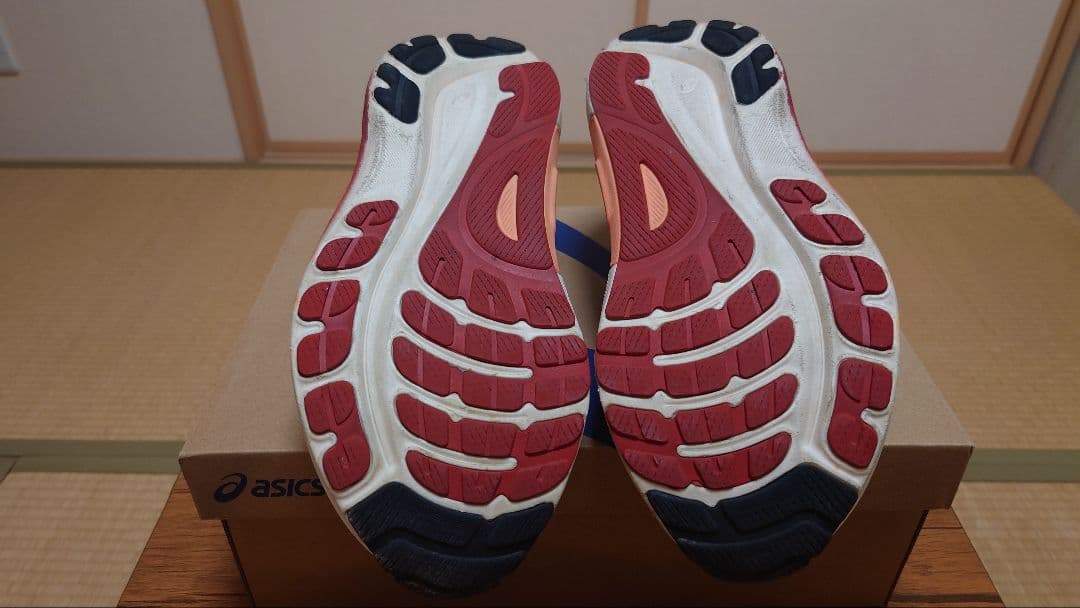 ASICS　ランニングシューズ　ゲルカヤノ31(GEL-KAYANO 31)