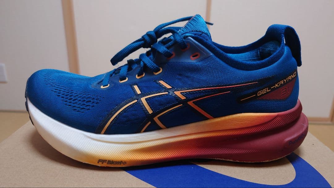 ASICS　ランニングシューズ　ゲルカヤノ31(GEL-KAYANO 31)