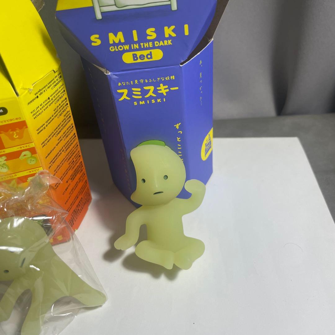 正規品SMISKI フィギュア シークレットYoga+BED