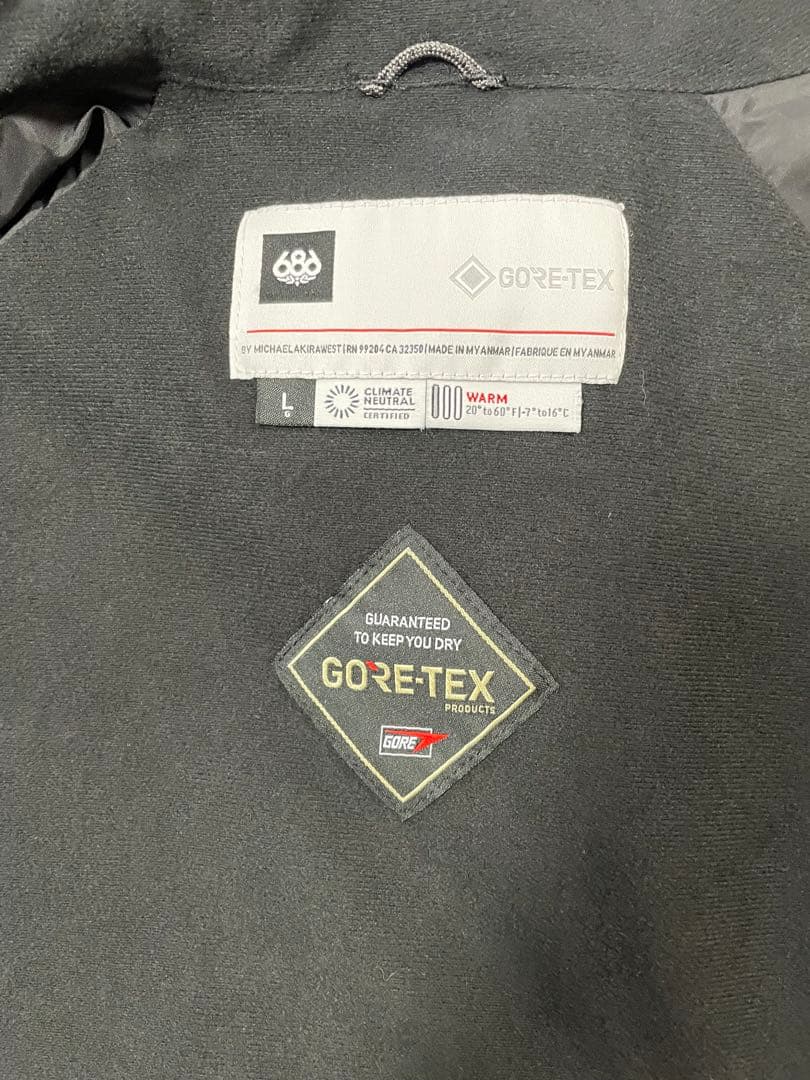 686 スノーボードウェア　Lサイズ　美品　GORE-TEX カモフラージュ