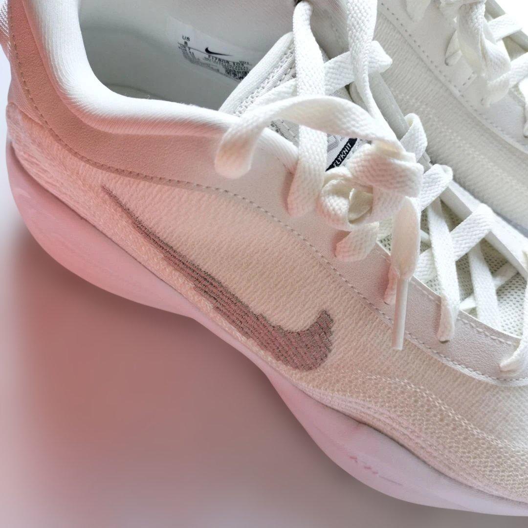 【試し履きのみ】Nike GTハッスルアカデミー　バッシュ 26cm
