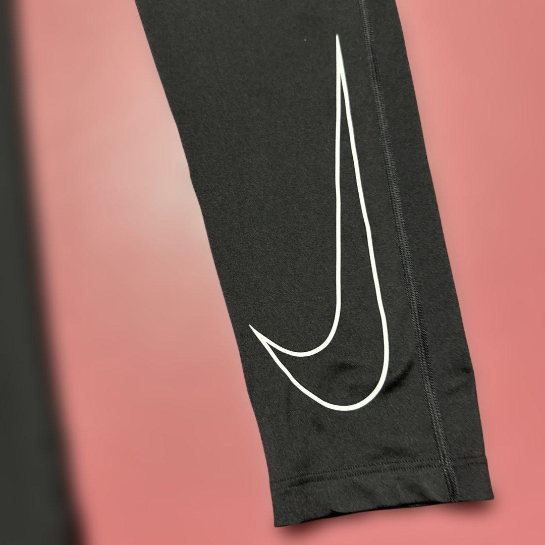 NIKE PRO ブラックタイツ