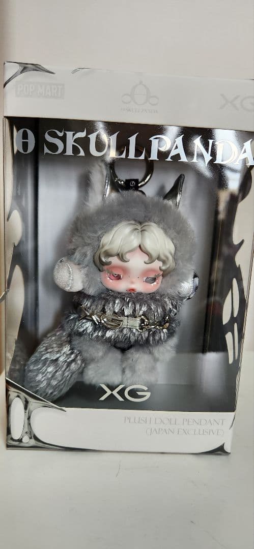 【訳あり】新品　XG SKULLPANDA ぬいぐるみ ポップマート正規品