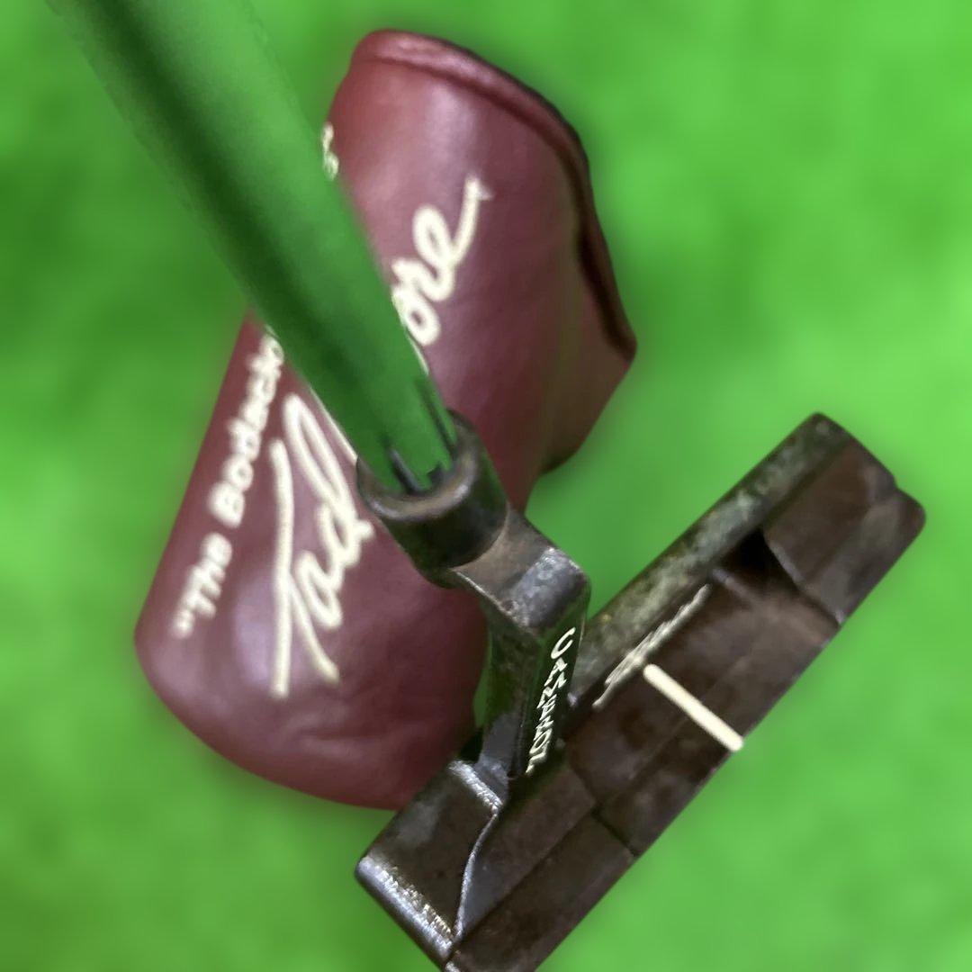 SCOTTY CAMERON 【OilCan】NEWPORT TWO