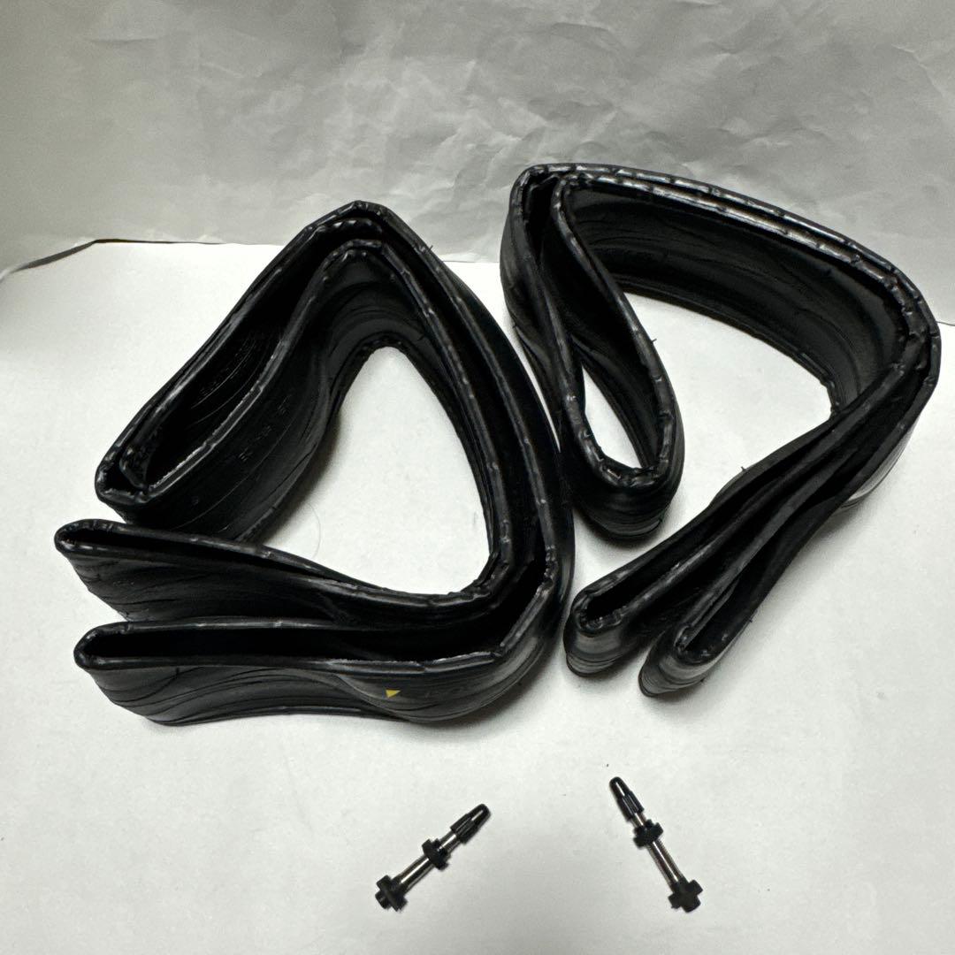 Yksion Pro UST チューブレスタイヤ 未使用28C