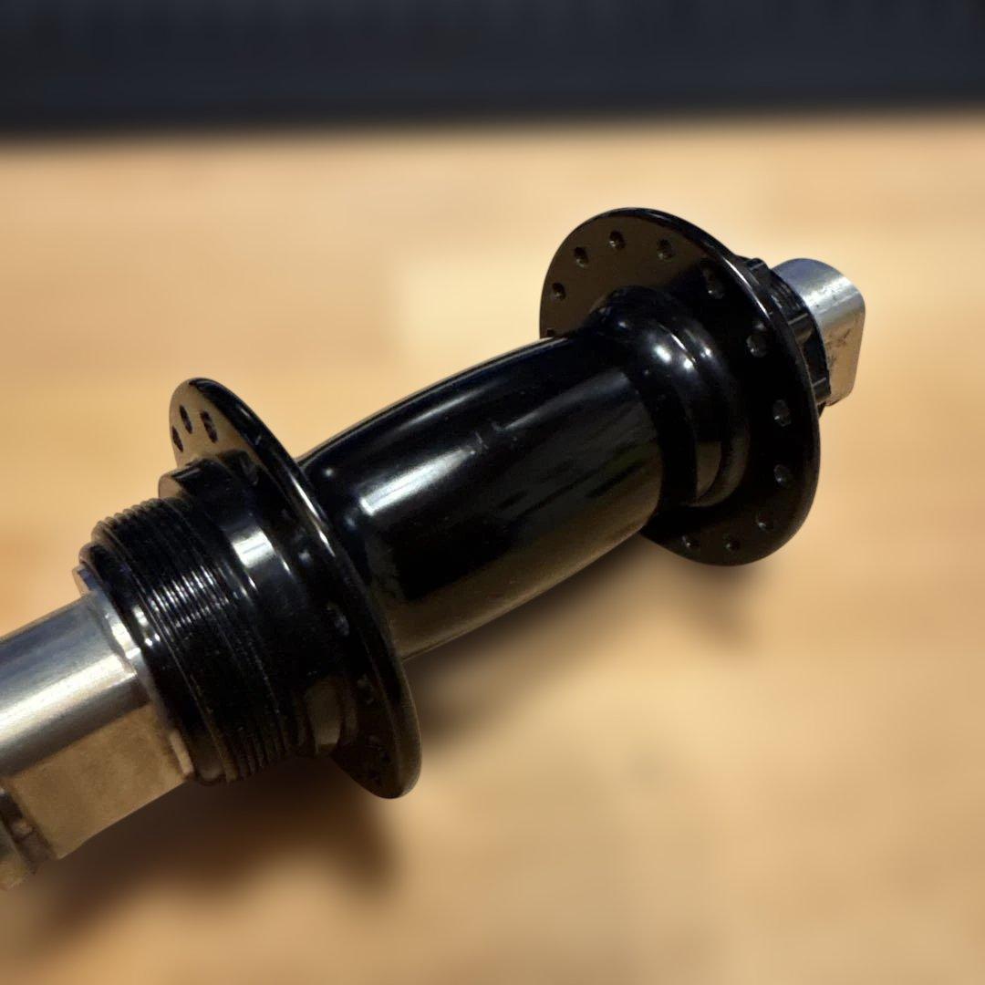 WHITE INDUSTRIES eno eccentric hub ボルト欠品